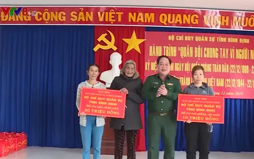 Quân đội chung tay vì người nghèo