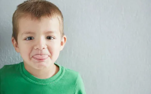 Nhận biết tình trạng sức khỏe qua các dấu hiệu của miệng