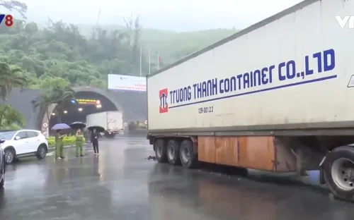 Công an Đà Nẵng phát hiện hơn 4.500 chai rượu lậu