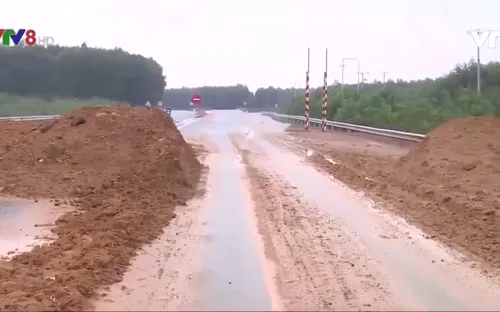 Tiềm ẩn nguy cơ tai nạn giao thông khi lưu thông trên cao tốc chưa nghiệm thu