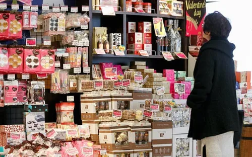 Phụ nữ Nhật Bản dần tẩy chay truyền thống tặng chocolate cho nam giới ngày Valentine