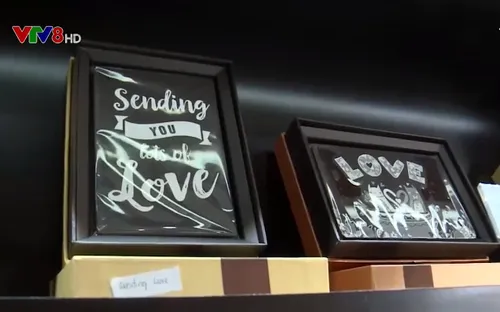 Sôi động thị trường quà tặng ngày Valentine