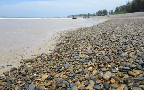 Bình Thuận: Kiểm điểm trách nhiệm quản lý Nhà nước vụ bãi đá 7 màu