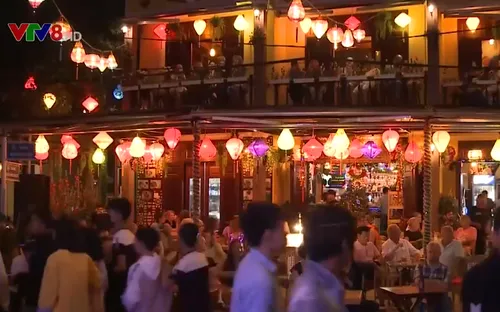 Độc đáo lễ rước sắc bùa trước thềm năm mới ở Hội An