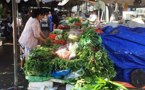 Giá rau củ tăng đột biến sau Tết