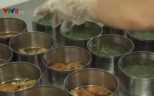 "Bữa cơm nhân ái" cho những bệnh nhi ung thư