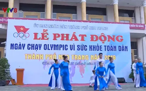 Hàng nghìn người hưởng ứng "Ngày chạy Olympic vì sức khỏe toàn dân 2019"