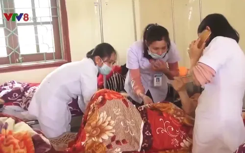 Hơn 50 người ở Hà Tĩnh bị ngộ độc sau khi ăn đám giỗ