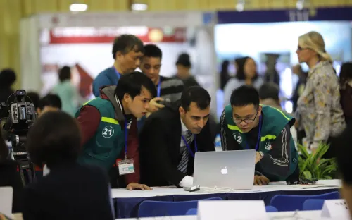 Người phát ngôn BNG: Phóng viên nước ngoài hài lòng từ Internet tốc độ cao tới công tác vệ sinh