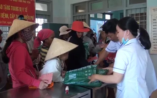 Phú Yên: Cấp phát mùng phòng chống sốt rét cho người dân