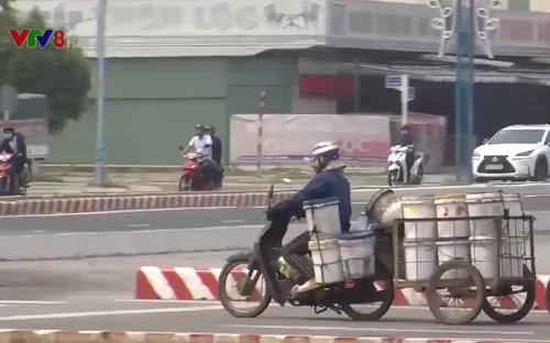 Đà Nẵng: Tiềm ẩn mất an toàn giao thông từ xe lôi kéo