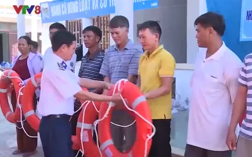 Quảng Ngãi: Tập huấn xử lý tình huống cấp cứu trên biển