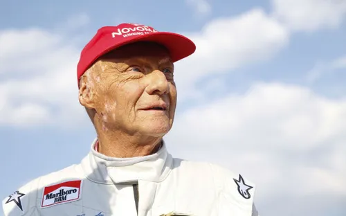 Huyền thoại đua xe F1 Niki Lauda qua đời