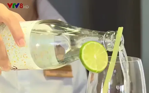 Xu hướng sản xuất và sử dụng chai thủy tinh thay thế chai nhựa