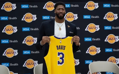 Anthony Davis sẽ không tham dự giải bóng rổ Vô địch thế giới