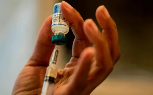 Đức quyết phạt nặng những phụ huynh không chịu tiêm phòng cho trẻ