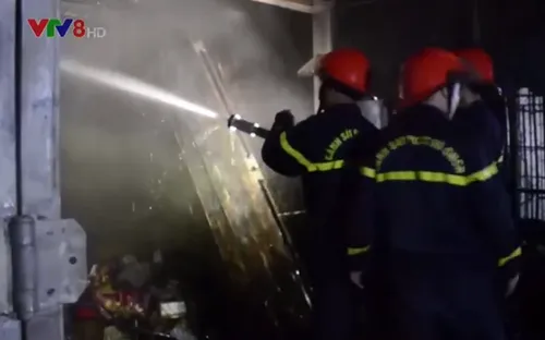 Gia Lai: Cháy chợ Trà Bá trong đêm