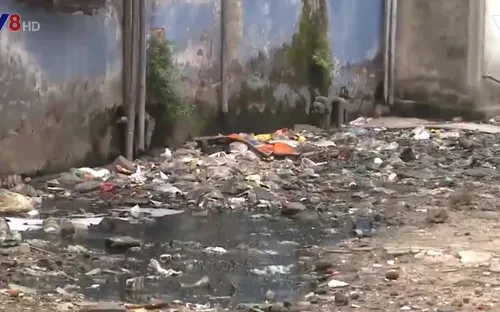 Nhếch nhác, ô nhiễm từ chung cư xuống cấp tại Đà Nẵng