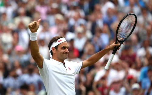 Vòng 4 đơn nam Wimbledon: Roger Federer thắng thuyết phục Matteo Berretini