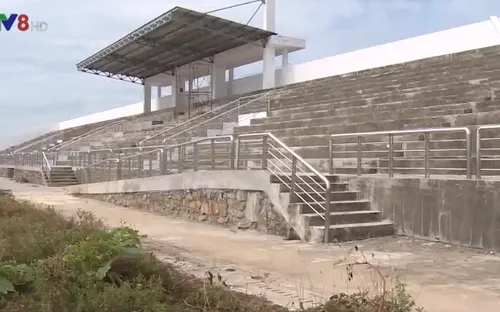 Trung tâm văn hóa hàng chục tỷ đồng chưa xây dựng xong đã xuống cấp