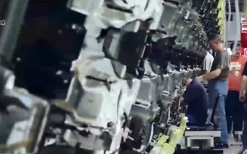 Daimiler đối diện án phạt gian lận khí thải