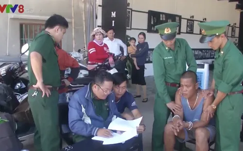 Quảng Ngãi: Bắt đối tượng vận chuyển, tàng trữ chất nổ trái phép