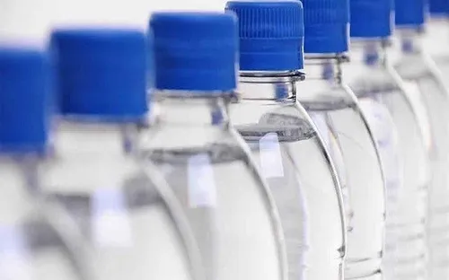 Lan rộng xu hướng hạn chế thịt và đồ nhựa để bảo vệ môi trường