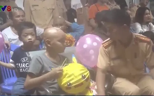 Đà Nẵng: Tết Trung thu cho bệnh nhân nhi ung thư