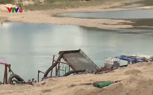 Quản lý khai thác cát, nơi siết chặt, nơi thả nổi