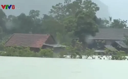 Khai giảng ở vùng lũ Quảng Bình