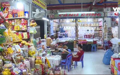 Cận Tết nhưng sức mua ở các chợ tại TP Nha Trang vẫn trầm lắng