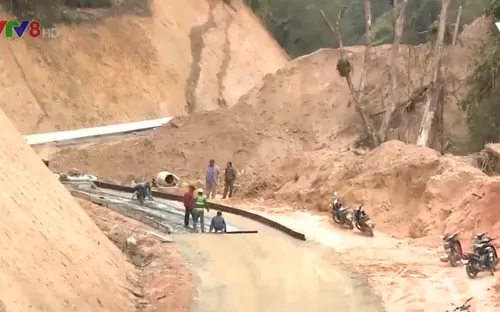 Quảng Nam đầu tư hạ tầng giao thông cho miền núi