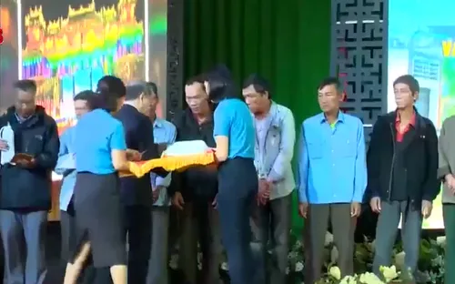 Lãnh đạo tỉnh Thừa Thiên - Huế gặp mặt nghiệp đoàn xích lô