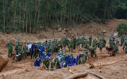 Truy tặng Huân chương Dũng cảm cho ông Nguyễn Văn Bình và ông Phạm Văn Hướng