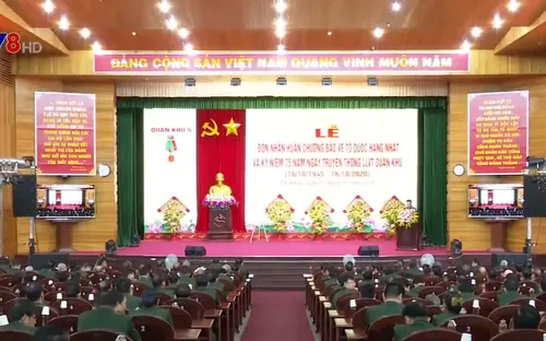 Kỷ niệm 75 năm thành lập Lực lượng vũ trang Quân khu 5