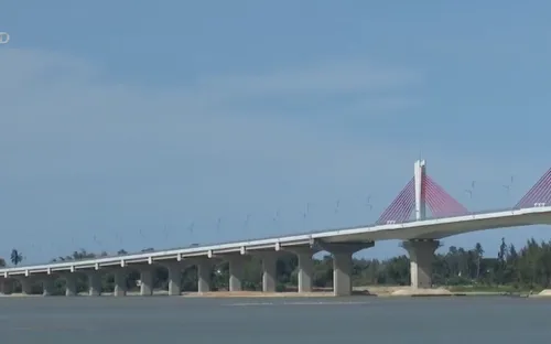 Quảng Ngãi quyết tâm thông xe cầu Cổ Lũy trong tháng 10