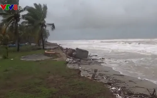 Bờ biển Cửa Đại, Hội An tiếp tục bị sạt lở