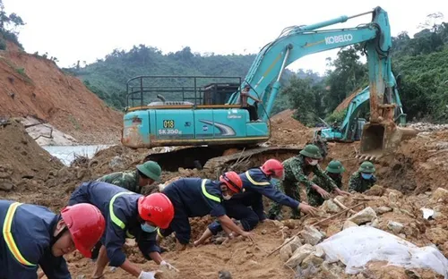 Vụ sạt lở tại Thủy điện Rào Trăng 3: Còn 12 nạn nhân vẫn đang mất tích