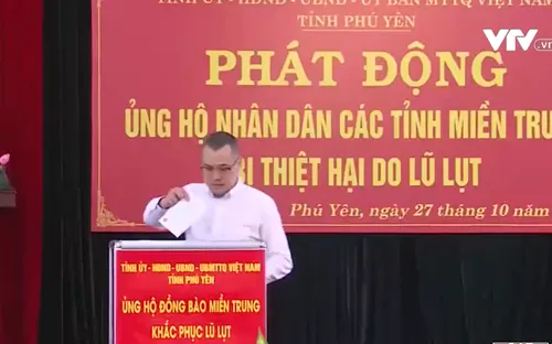 Phú Yên quyên góp ủng hộ người dân vùng lũ Bắc Trung bộ