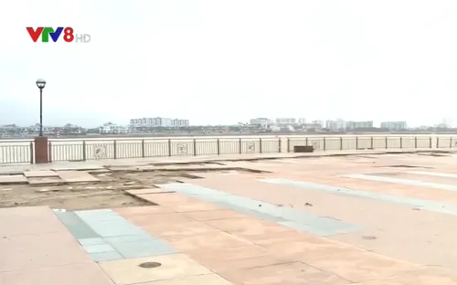 Đà Nẵng: Nhiều tuyến đê, kè biển hư hỏng sau bão số 13