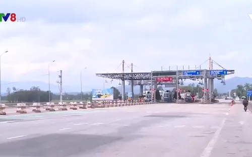 Bộ GTVT yêu cầu xả trạm BOT nếu còn ùn tắc