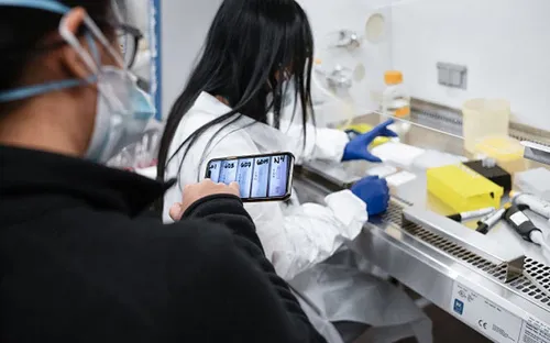 Nhật Bản kiểm tra kháng thể virus SARS-CoV-2 trên diện rộng