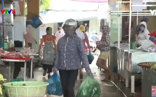 Thị trường thực phẩm trở lại bình thường sau mưa lũ