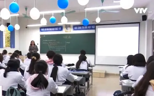 Tinh giản sổ sách gỡ gánh nặng giấy tờ cho giáo viên