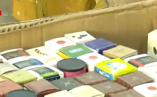 Khó xử lý thuốc lá điện tử vì thiếu quy định cấm