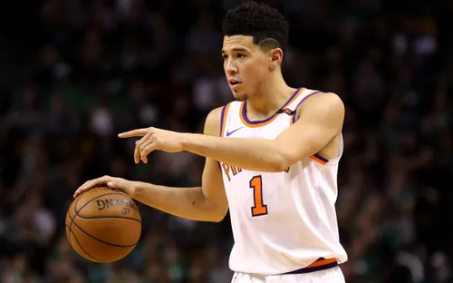 Devin Booker thay thế Damian Lillard tại NBA All - star 2020