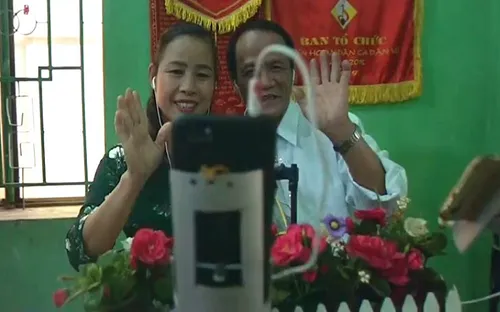 Sân khấu online của nghệ nhân nhạc dân gian