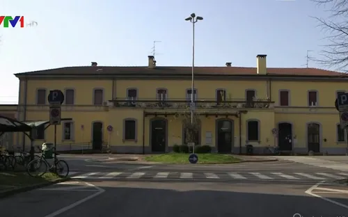 Italy phong tỏa các điểm nóng bùng phát bệnh COVID-19