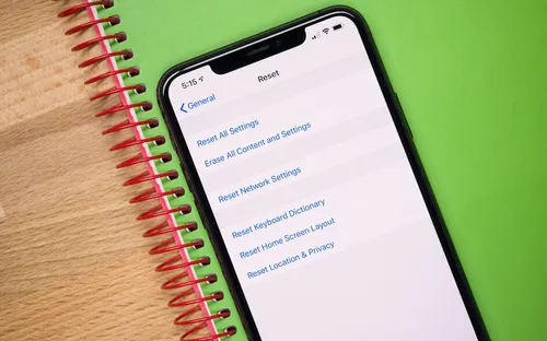 Hướng dẫn cách khôi phục cài đặt gốc trên iPhone