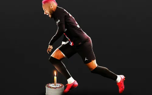 Neymar 3 năm liền chấn thương dịp sinh nhật: "Đến hẹn lại... đau"!